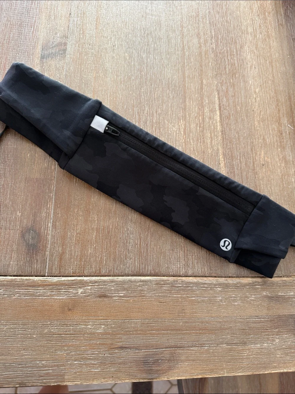 Lululemon Fast and Free Running Belt Black Camo OS